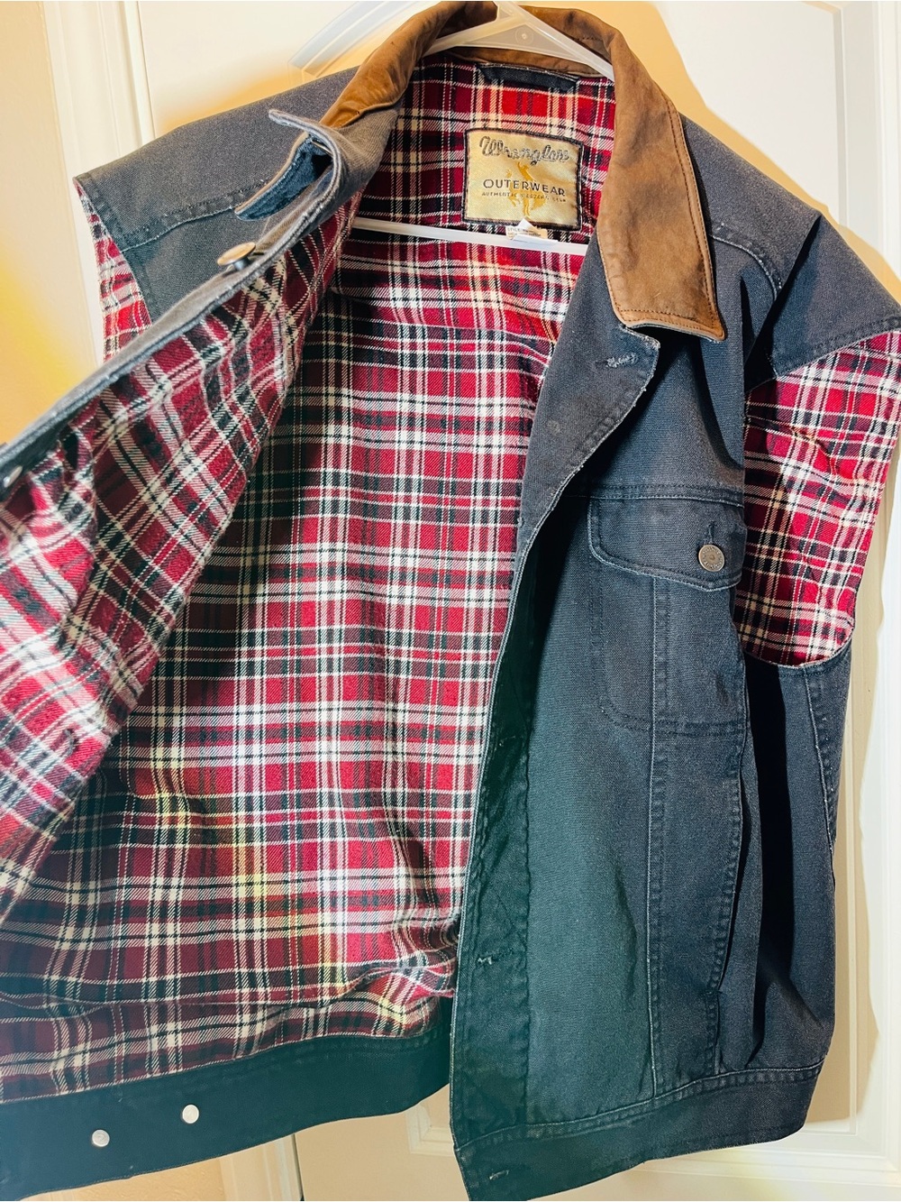 Wrangler Black Jacket with Brown Corduroy Collar and Red Plaid Lining